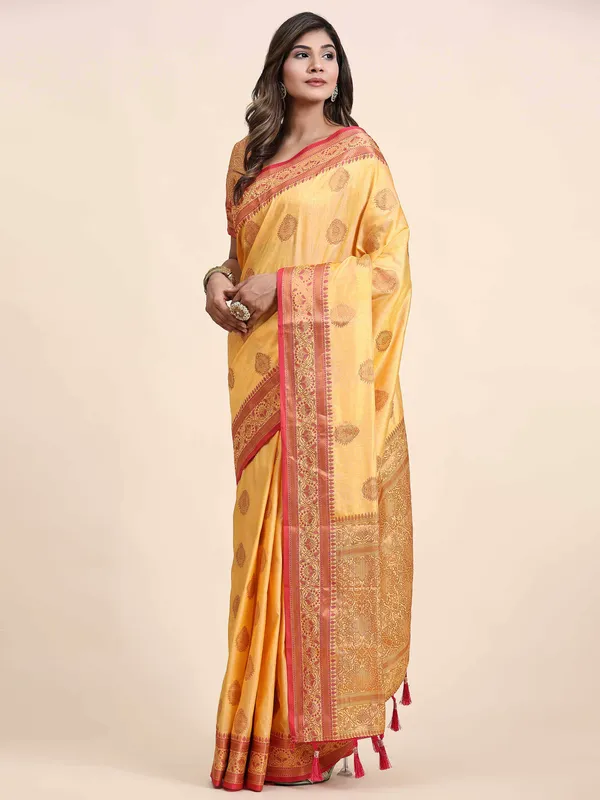 Yellow_Katan_Silk_With_Zari_Weaving_Rich_Pallu_And_Contrast_Weaving_Small_Border_Saree