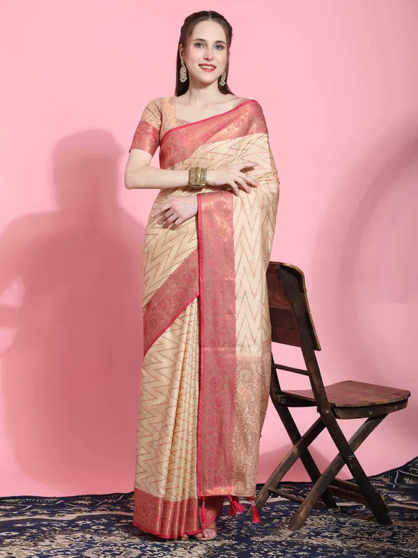 Cream_Katan_Silk_With_Zari_Weaving_Rich_Pallu_And_Contrast_Weaving_Small_Border_Saree