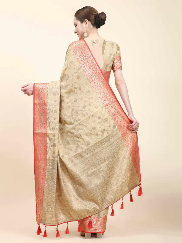 Beige_Katan_Silk_With_Zari_Weaving_Rich_Pallu_And_Contrast_Weaving_Small_Border_Saree