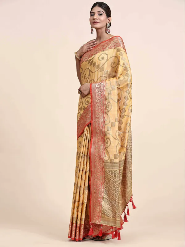 Yellow_Katan_Silk_With_Zari_Weaving_Rich_Pallu_And_Contrast_Weaving_Small_Border_Saree