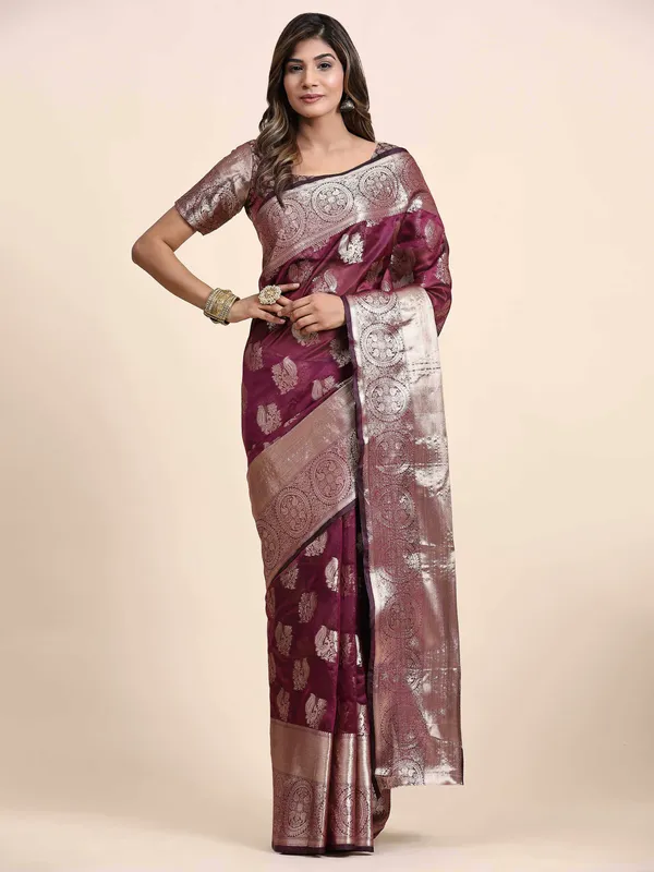 Maroon_Organza_Silk_Fabric_With_Zari_Weaving_Rich_Pallu_And_Contrast_Meenakri_Weaving_Border_Saree