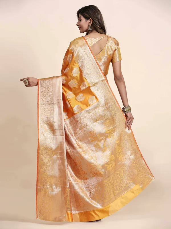 Yellow_Organza_Silk_Fabric_With_Zari_Weaving_Rich_Pallu_And_Contrast_Meenakri_Weaving_Border_Saree