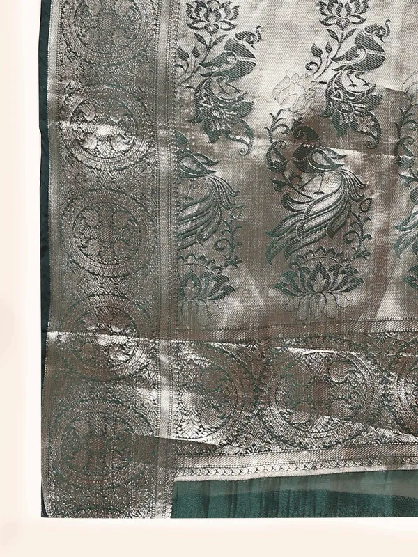 Black_Organza_Silk_Fabric_With_Zari_Weaving_Rich_Pallu_And_Contrast_Meenakri_Weaving_Border_Saree