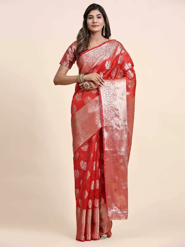 Red_Organza_Silk_Fabric_With_Zari_Weaving_Rich_Pallu_And_Contrast_Meenakri_Weaving_Border_Saree