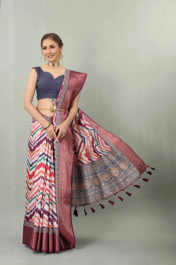 Pink_Kanjeevaram_Silk_Saree_with_Rich_Golden_Zari_Woven_Pallu