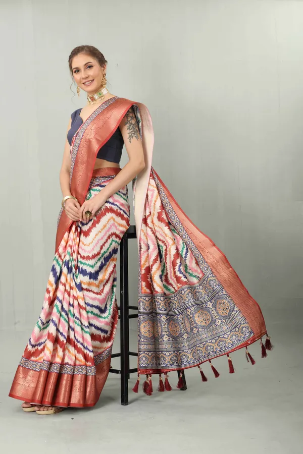 Red_Kanjeevaram_Silk_Saree_with_Rich_Golden_Zari_Woven_Pallu
