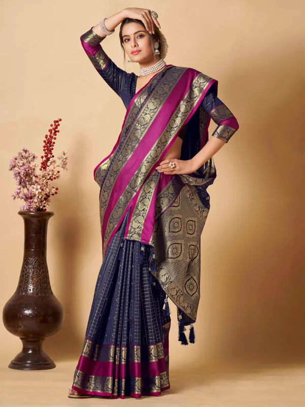 Navy_Blue_Kanjivaram_Silk_Fabric_With_Zari_Weaiwng_Rich_Pallu_And_Contrast_Zari_Weaiwng_Border_Saree