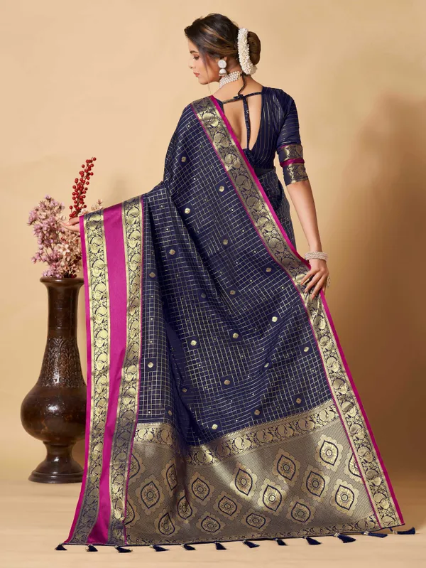 Navy_Blue_Kanjivaram_Silk_Fabric_With_Zari_Weaiwng_Rich_Pallu_And_Contrast_Zari_Weaiwng_Border_Saree