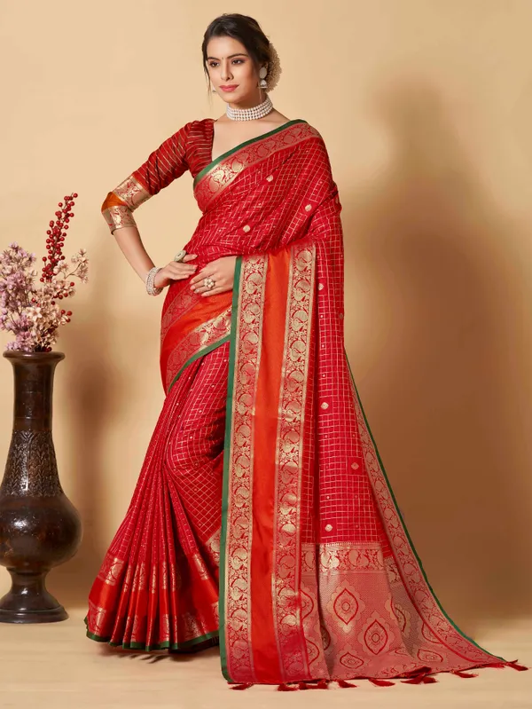 Red_Kanjivaram_Silk_Fabric_With_Zari_Weaiwng_Rich_Pallu_And_Contrast_Zari_Weaiwng_Border_Saree