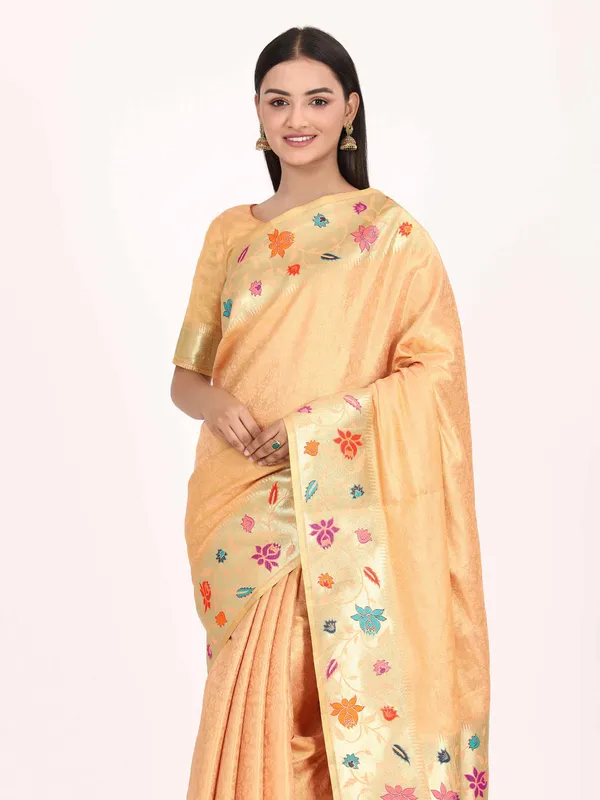 Paithani_Pallu_With_Beautiful_Self_Weaving_Body_Saree