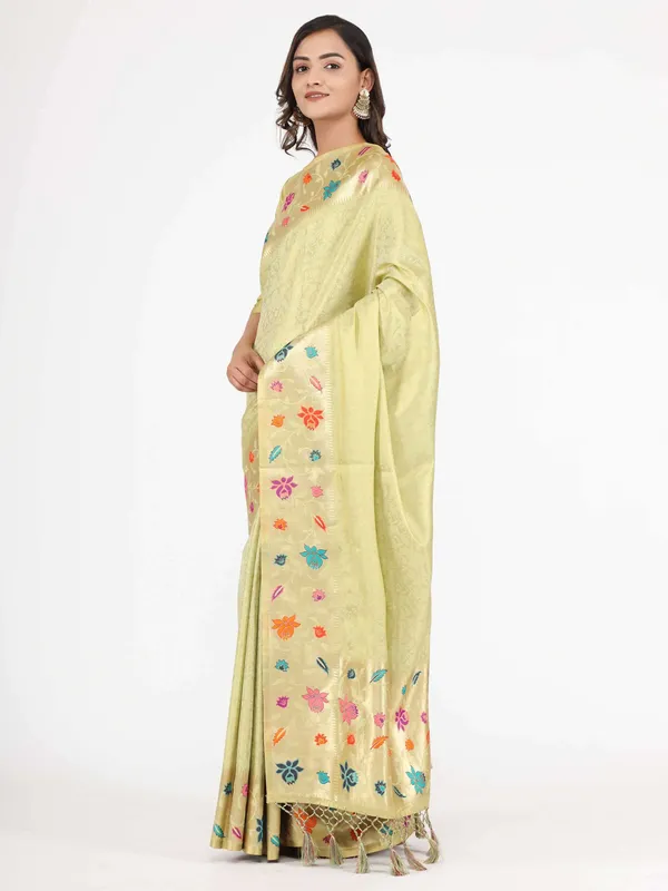 Paithani_Pallu_With_Beautiful_Self_Weaving_Body_Saree