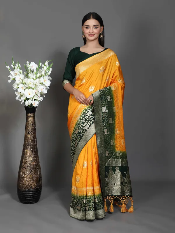 Multicolor_Viscose_Silk_Panihari_Pallu_&_Beautiful_Zari_Weaving_Border_Saree