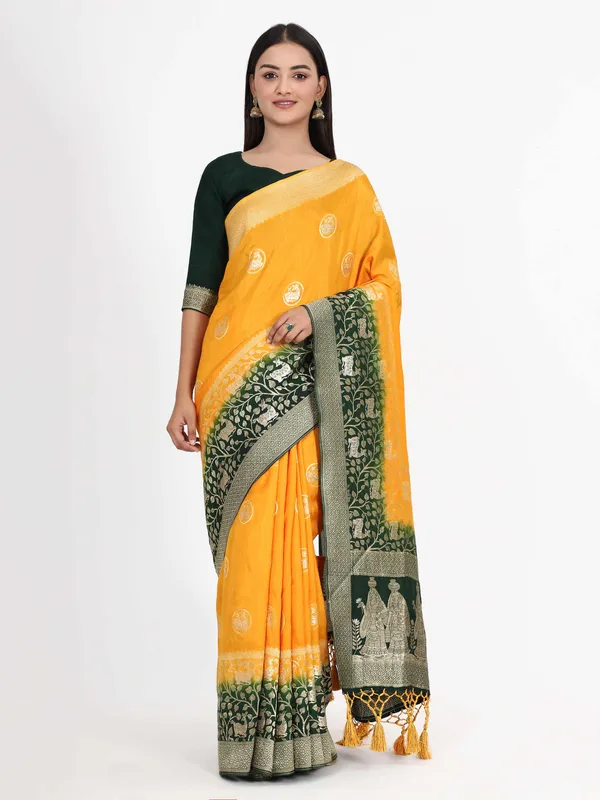 Multicolor_Viscose_Silk_Panihari_Pallu_&_Beautiful_Zari_Weaving_Border_Saree