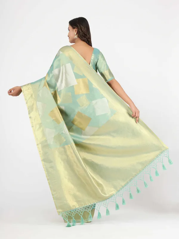 Sky_Blue_Kanjeevarm_Silk_With_Pure_Concept_Palu_And_Beautiful_Weaving_Checks_Body_Saree