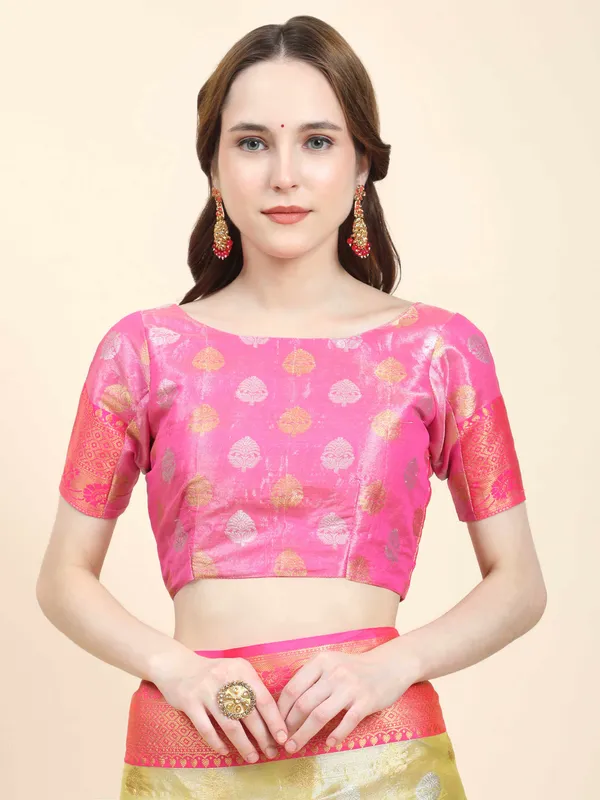 Yellow_Light_Pink_Soft_Banarasi_Tussar_Silk_With_Beautiful_Gold_Zari_Weaving_With_Rich_Pallu_Saree