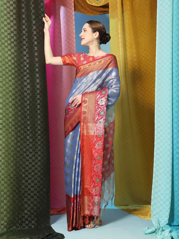 Blue_Red_Soft_Banarasi_Tussar_Silk_With_Beautiful_Gold_Zari_Weaving_With_Rich_Pallu_Saree