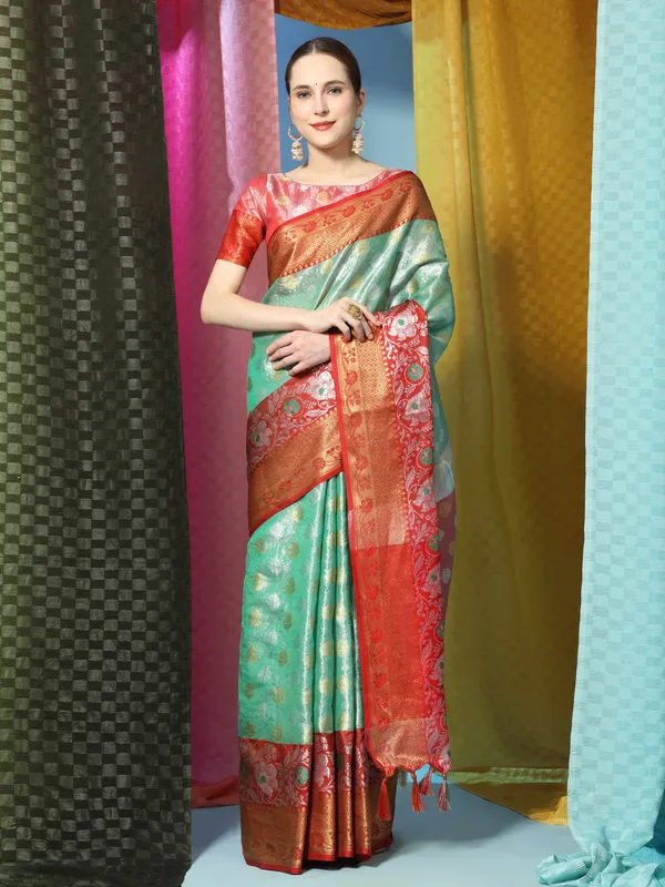 Green_Red_Soft_Banarasi_Tussar_Silk_With_Beautiful_Gold_Zari_Weaving_With_Rich_Pallu_Saree