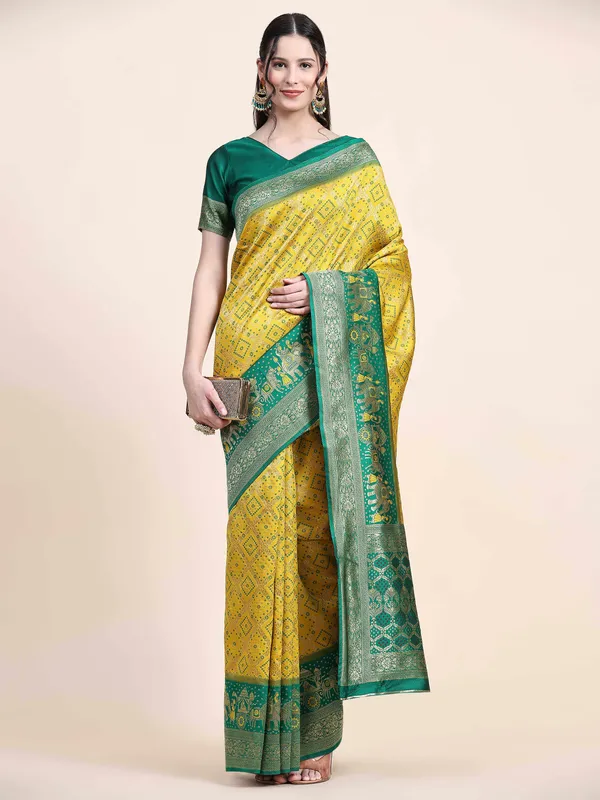 Yellow_Green_Beautiful_Patola_Design_Jacquard_Work_Rich_Pallu_Saree