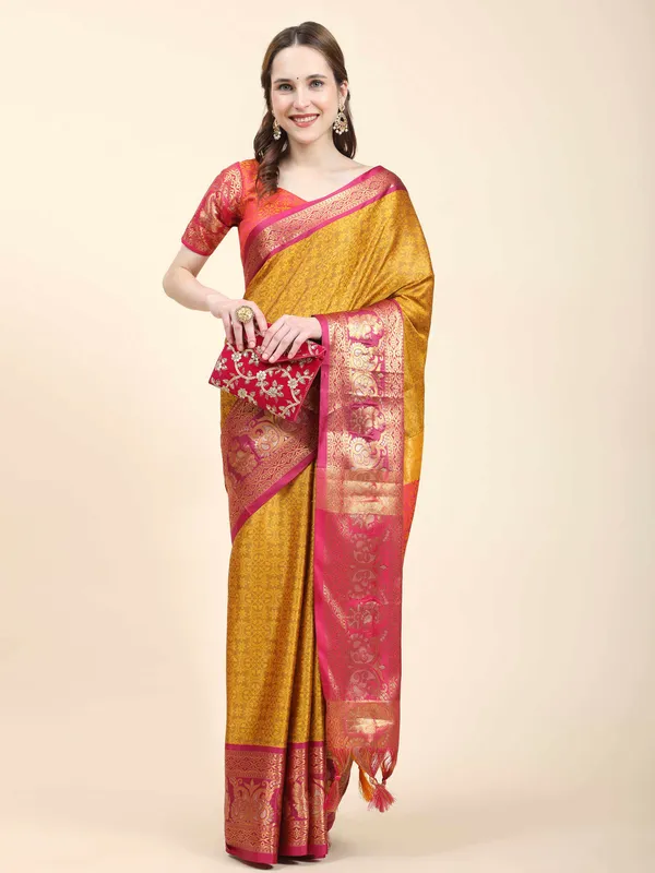 Mustard_Red_Soft_Silk_With_Attractive_Contrast_Dual_Tone_Jari_Border_Saree