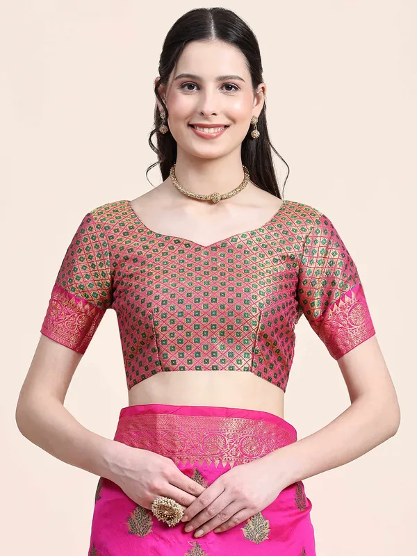 Pink_Beautiful_Gold_Zari_Weaving_Jacquard_Border_And_Mina_Butta_Tassle_Saree