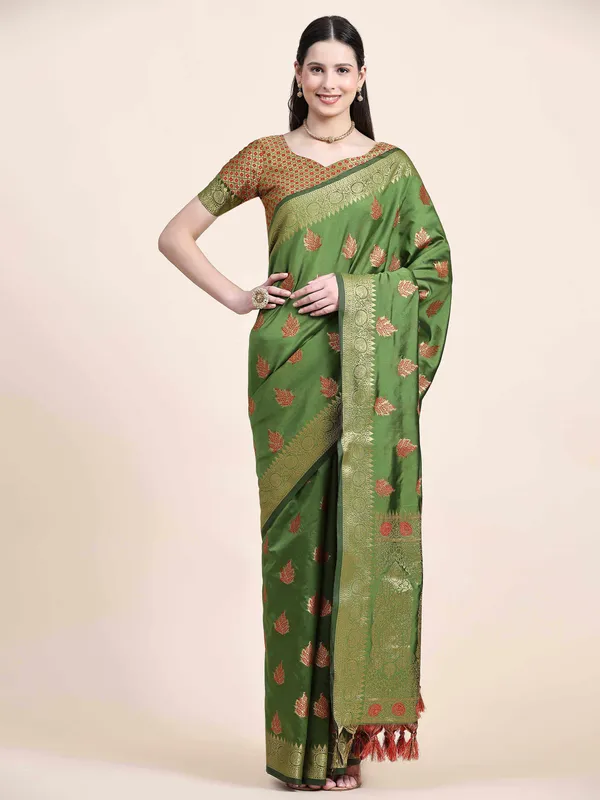 Mehandi_Green_Beautiful_Gold_Zari_Weaving_Jacquard_Border_And_Mina_Butta_Tassle_Saree
