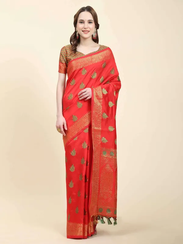 Red_Beautiful_Gold_Zari_Weaving_Jacquard_Border_And_Mina_Butta_Tassle_Saree
