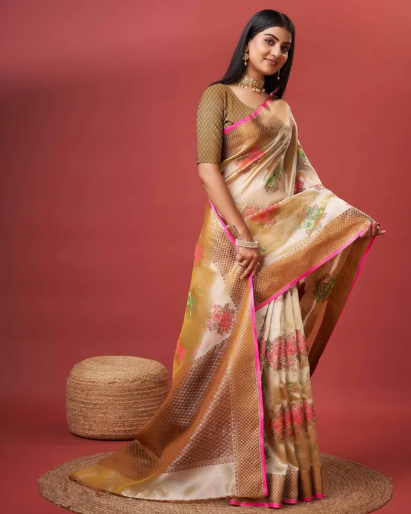 Cream_Beautiful_Gold_Zari_Weaving_Jacquard_Border_And_Mina_Butta_Tassle_Saree
