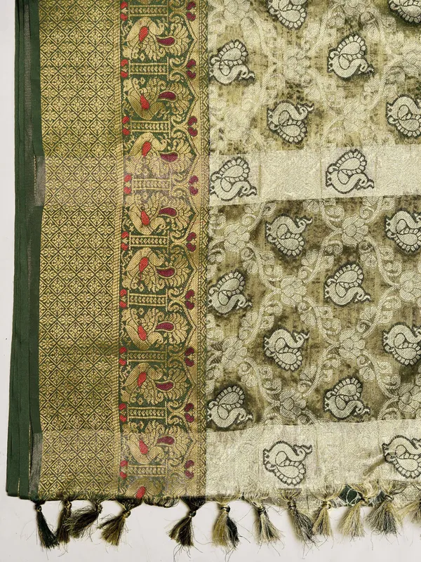 Green_Pure_Organza_Silk_With_Zari_Pallu_And_Rich_Zari_Wooven_Border_With_Weaving_Design_Tassle_Saree