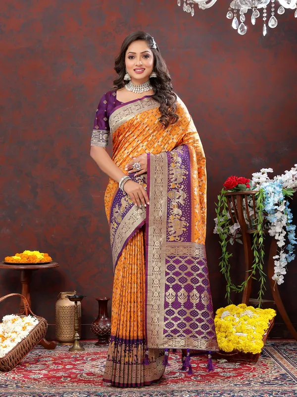 Mustard_(Gold_)_Soft_Patola_Silk_With_Meenakari_Weaving_Motifs_And_Rich_Zari_Weaving_Pallu_Saree