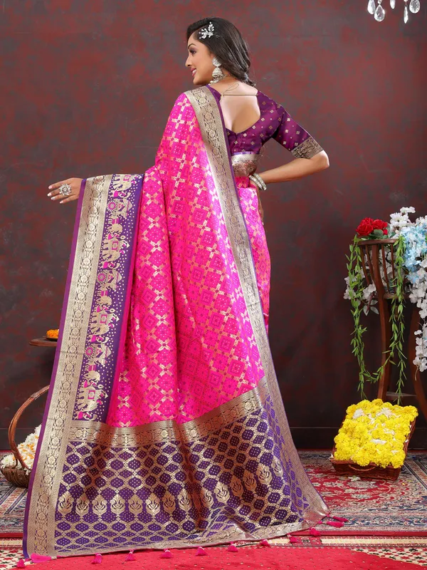 Pink_Soft_Patola_Silk_With_Meenakari_Weaving_Motifs_And_Rich_Zari_Weaving_Pallu_Saree