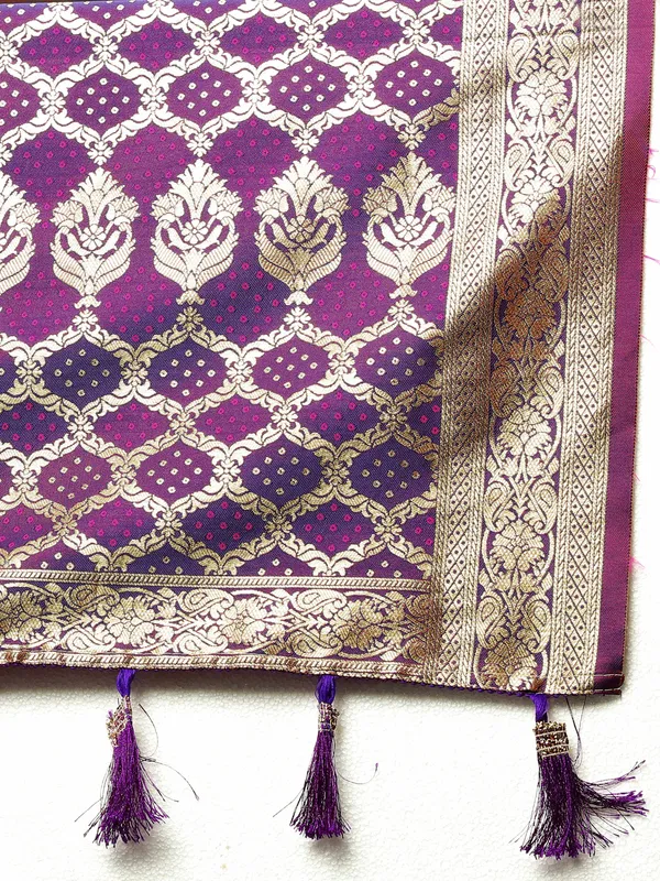 Pink_Soft_Patola_Silk_With_Meenakari_Weaving_Motifs_And_Rich_Zari_Weaving_Pallu_Saree