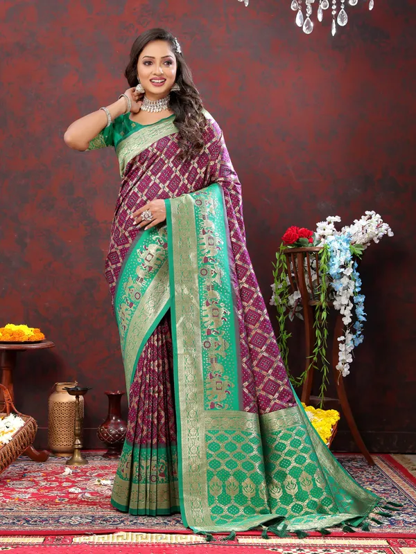 Maroon_Soft_Patola_Silk_With_Meenakari_Weaving_Motifs_And_Rich_Zari_Weaving_Pallu_Saree