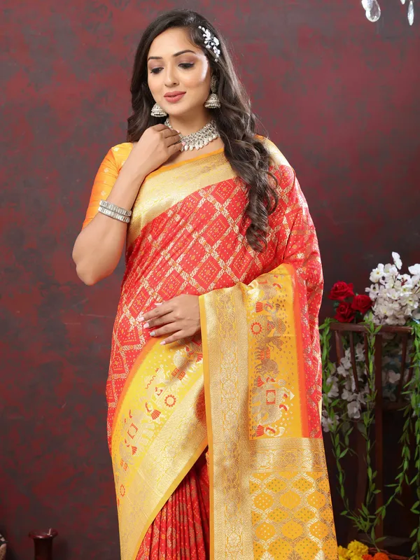Red_Soft_Patola_Silk_With_Meenakari_Weaving_Motifs_And_Rich_Zari_Weaving_Pallu_Saree