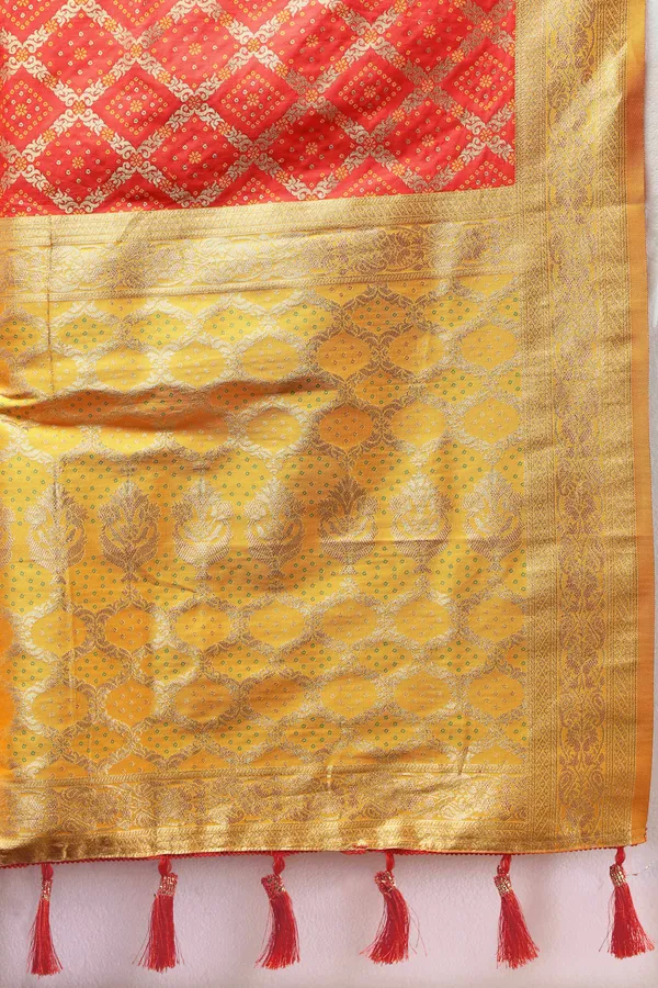Red_Soft_Patola_Silk_With_Meenakari_Weaving_Motifs_And_Rich_Zari_Weaving_Pallu_Saree