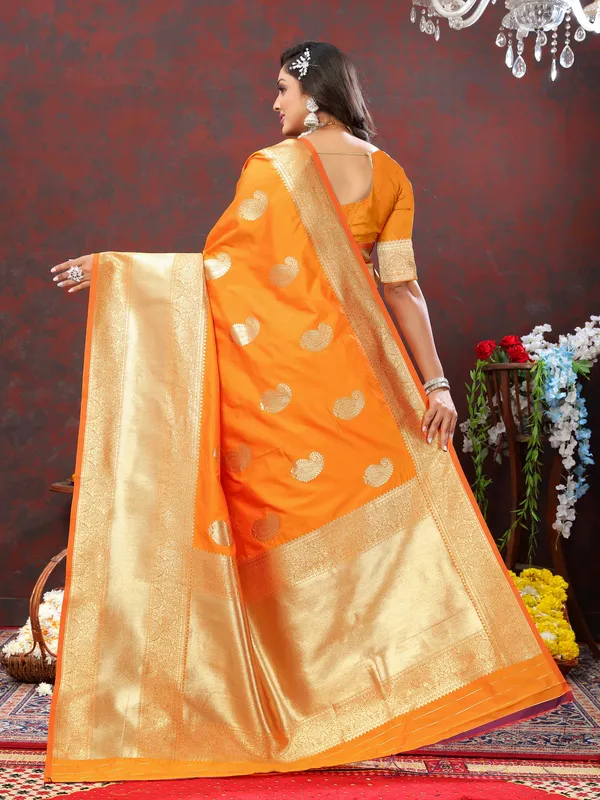 Mustard_Soft_Silk_With_Zari_Weaving_Design_And_Rich_Zari_Weaving_Pallu_Border_Saree