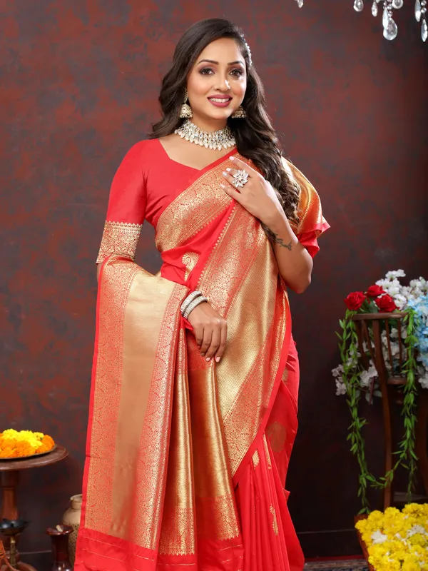 Red_Soft_Silk_With_Zari_Weaving_Design_And_Rich_Zari_Weaving_Pallu_Border_Saree