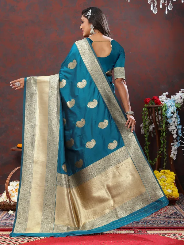 Blue_Soft_Silk_With_Zari_Weaving_Design_And_Rich_Zari_Weaving_Pallu_Border_Saree