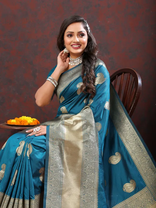 Blue_Soft_Silk_With_Zari_Weaving_Design_And_Rich_Zari_Weaving_Pallu_Border_Saree