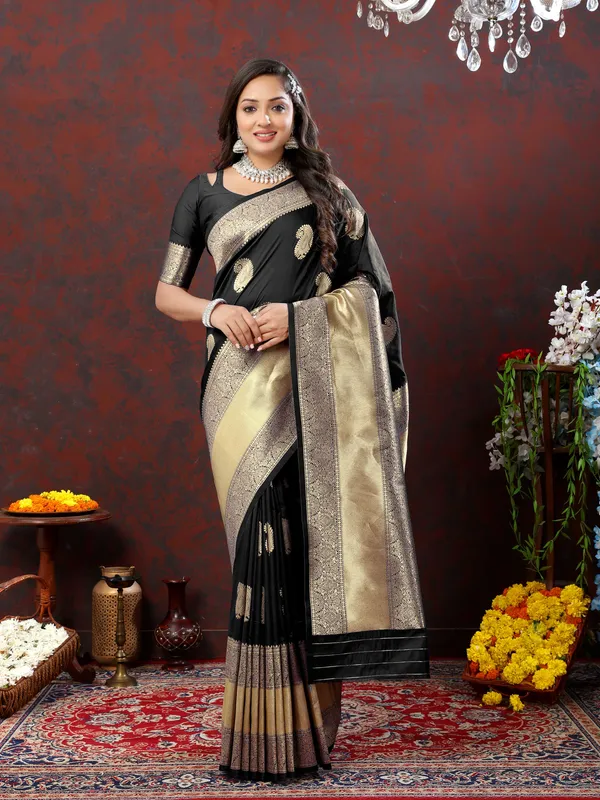 Black_Soft_Silk_With_Zari_Weaving_Design_And_Rich_Zari_Weaving_Pallu_Border_Saree