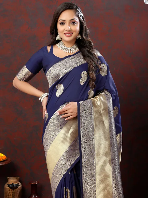 Navy_Blue_Soft_Silk_With_Zari_Weaving_Design_And_Rich_Zari_Weaving_Pallu_Border_Saree