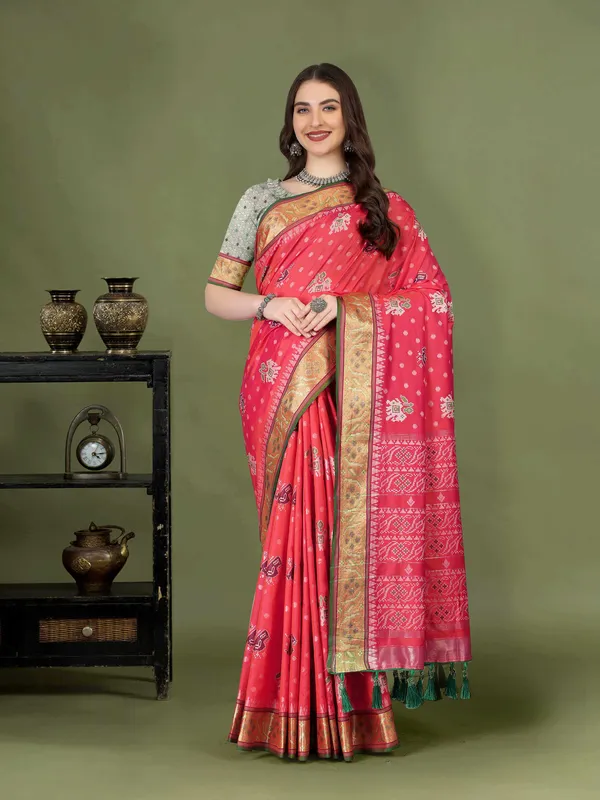 Red_Soft_Patola_Silk_With_Meenakari_Zari_Weaving_Motifs_And_Rich_Zari_Weaving_Pallu_Saree