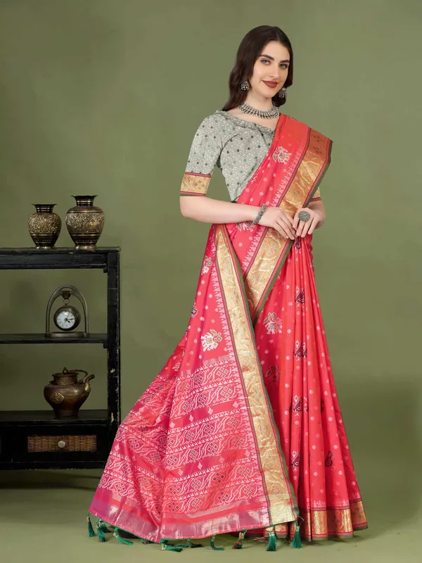 Red_Soft_Patola_Silk_With_Meenakari_Zari_Weaving_Motifs_And_Rich_Zari_Weaving_Pallu_Saree