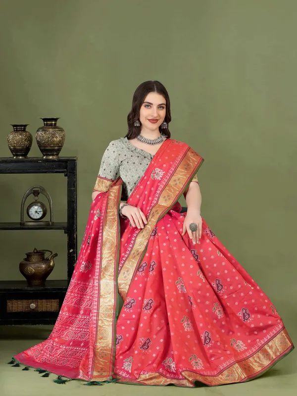 Red_Soft_Patola_Silk_With_Meenakari_Zari_Weaving_Motifs_And_Rich_Zari_Weaving_Pallu_Saree