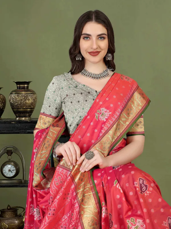 Red_Soft_Patola_Silk_With_Meenakari_Zari_Weaving_Motifs_And_Rich_Zari_Weaving_Pallu_Saree