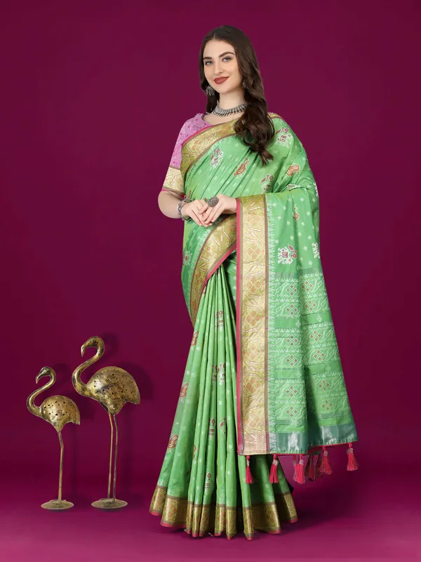 Pista_Green_Soft_Patola_Silk_With_Meenakari_Zari_Weaving_Motifs_And_Rich_Zari_Weaving_Pallu_Saree
