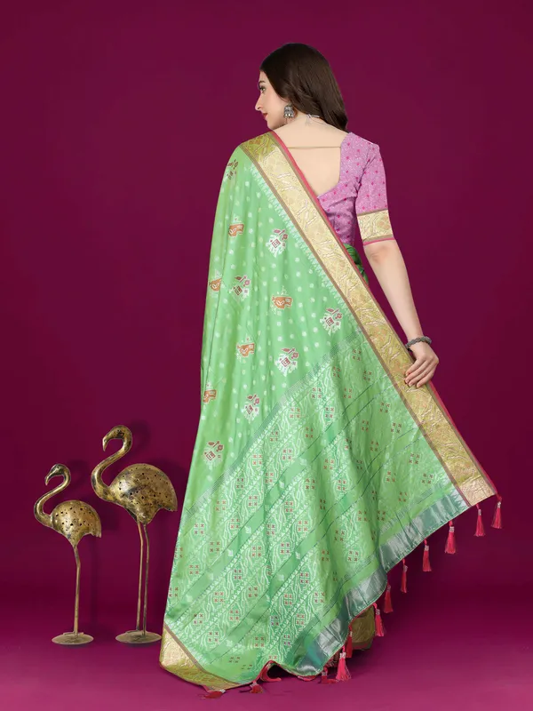 Pista_Green_Soft_Patola_Silk_With_Meenakari_Zari_Weaving_Motifs_And_Rich_Zari_Weaving_Pallu_Saree