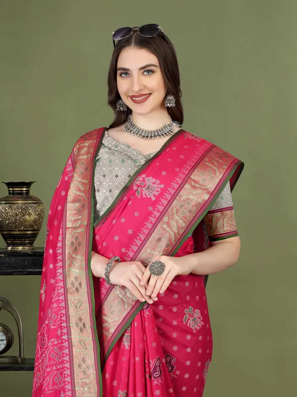 Pink_Soft_Patola_Silk_With_Meenakari_Zari_Weaving_Motifs_And_Rich_Zari_Weaving_Pallu_Saree