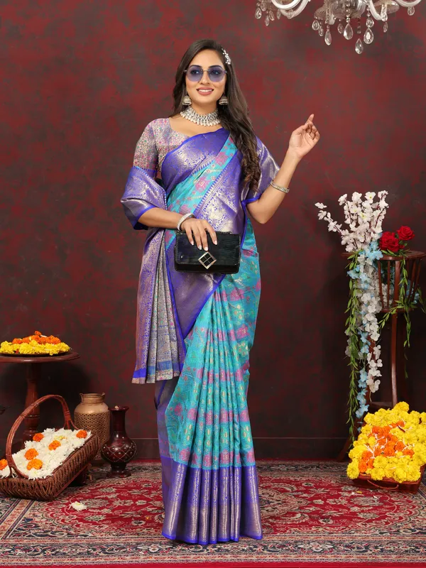 Sky_Blue_Soft_Cotton_With_Meenakari_Weaving_Design_Border_Saree