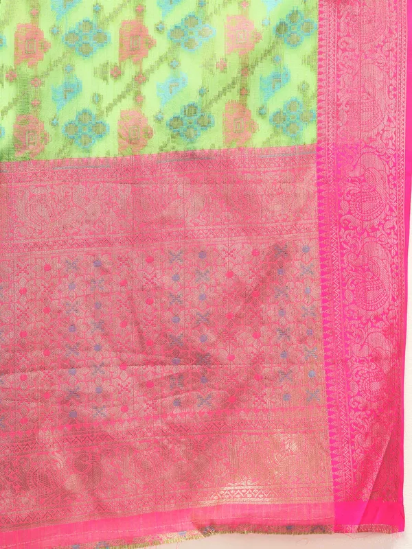 Pista_Green_Soft_Cotton_With_Meenakari_Weaving_Design_Border_Saree