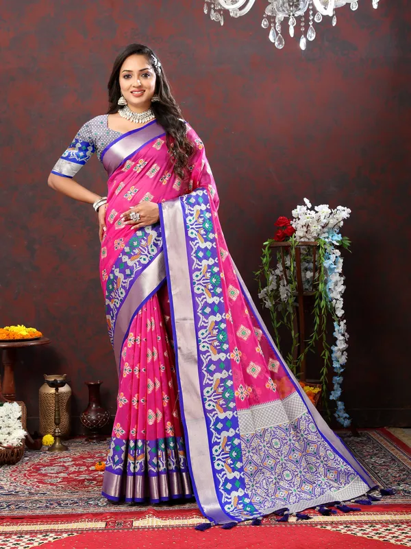 Pink_Soft_Organza_Silk_With_Meenakari_Weaving_Design_And_Rich_Zari_Weaving_Pallu_Saree